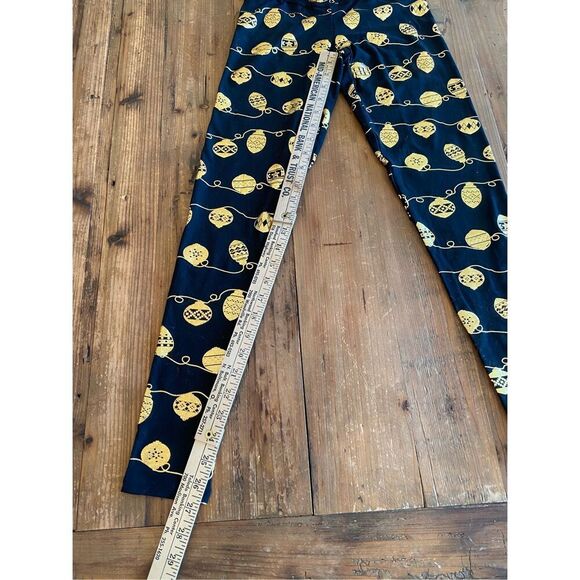Derek Heart Holiday Leggings Black Shiny Gold Ornament Patterned Christmas Pant - Picture 6 of 11